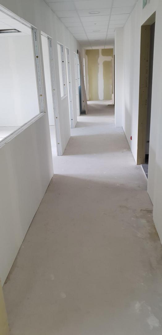 Travaux de décapage de sol en PVC Chambéry