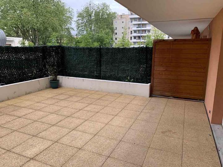 Travaux de métallisation de sols PVC Chambéry